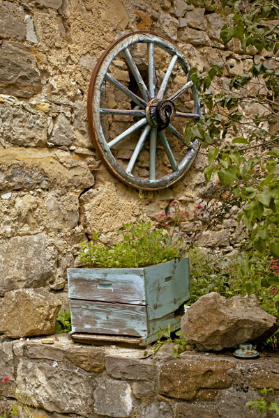 wheel on wall